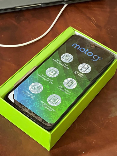 Motorola G7 128 G (Usado)