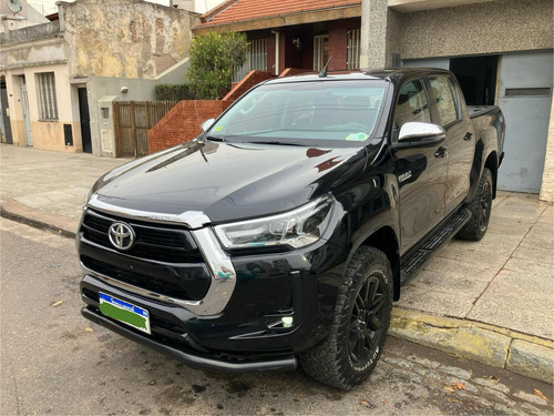 Toyota Hilux Pick-up 2.8 Cd Srv 204cv 4x4