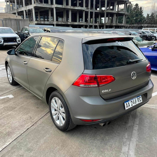Imagen 5 de 20 de Volkswagen Golf 2016 1.4 Comfortline Tsi Dsg