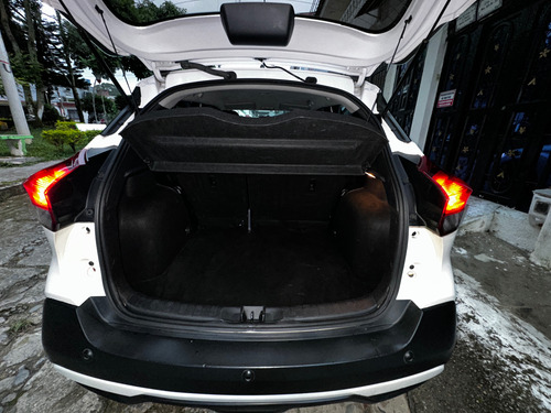 Nissan Kicks 1.6 Advance