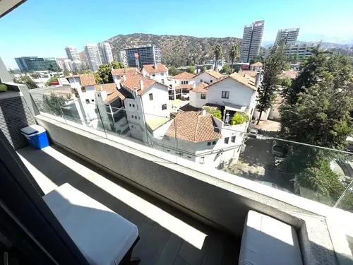 Departamento En Arriendo De 2 Dorm. En Las Condes