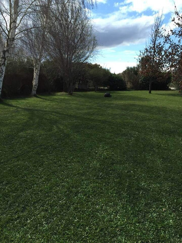 Dueño Directo Vende Casa En Barrio Jardines Del Chimehuin