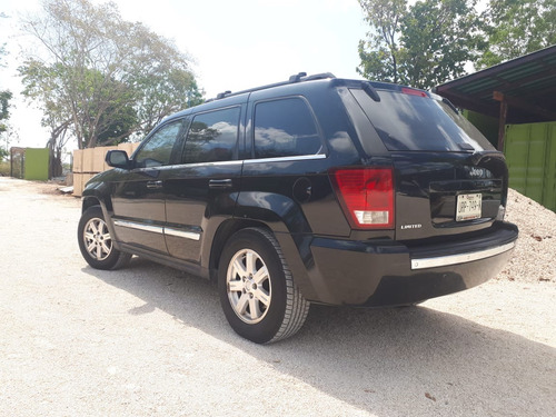 Jeep Grand Cherokee Limited V8 Power Tech 4x2 At