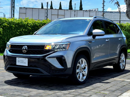 Volkswagen Taos 5p Comfortline Plus L4/1.4/T Aut