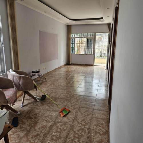 Terreno Com 2 Casas Individuais Ótima Localização