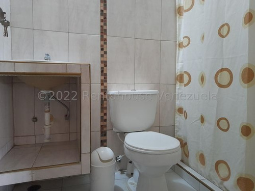 Imagen 12 de 14 de Apartamento En Venta Turmero, Resd. Los Nisperos, 23-7249 . More 04145981129