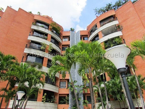 Apartamento Para Alquilar ,totalmente Amoblado En Una De Las Mejores Zonas De Caracas, Puestos Para Visitantes.-pozo De Agua, Vigilancia - Campo Alegre Mls #23-18658 Carmen Febles