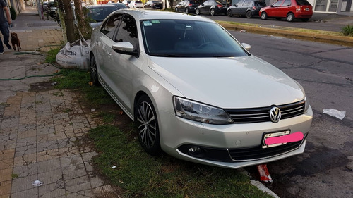 Volkswagen Vento 2.0 Sportline Tsi 200cv Dsg 2011