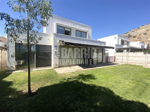 Casa En Venta En Colina