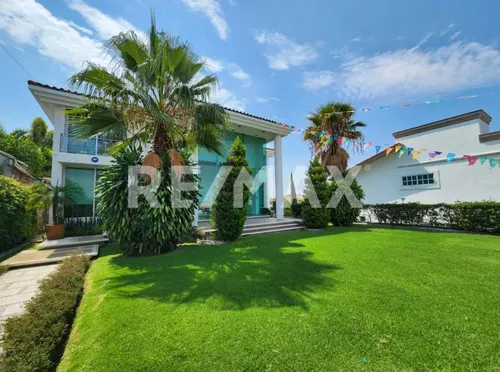 Casa En Venta En Morelos, Fraccionamiento Lomas De Cocoyoc
