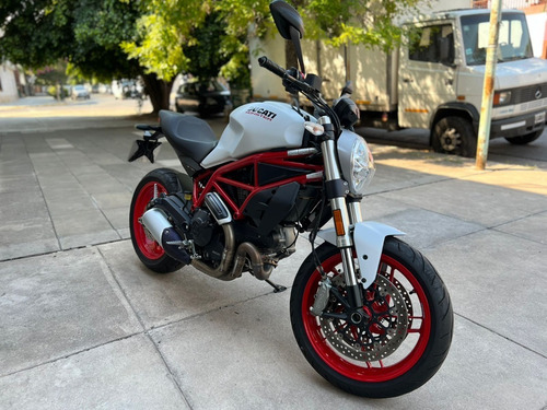 Imagen 6 de 6 de Ducati Monster 797 Permuto