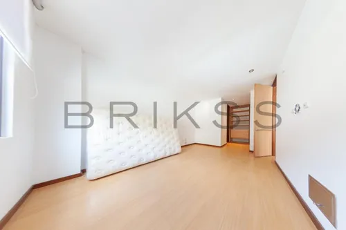 Apartamento En Venta En Los Rosales. Cod V1640