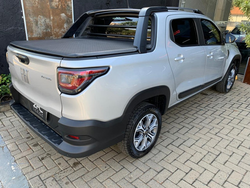 Fiat Strada 1.3 Volcano Cab. Dupla 16v Flex 4p