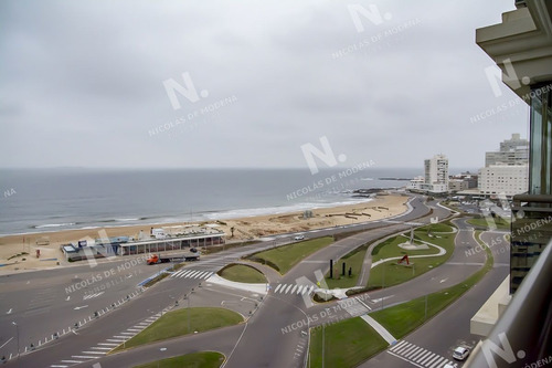 Imagen 9 de 28 de Apartamento En Venta De 3 Dormitorios En Edificio Imperiale. - Punta Del Este Brava