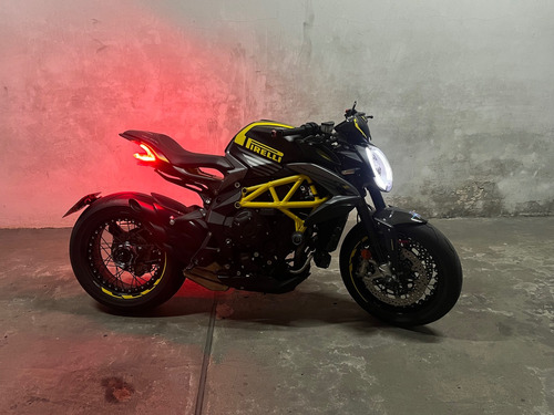 Mv Agusta Dragster 800 Pirelli Edition ( No Ducati )