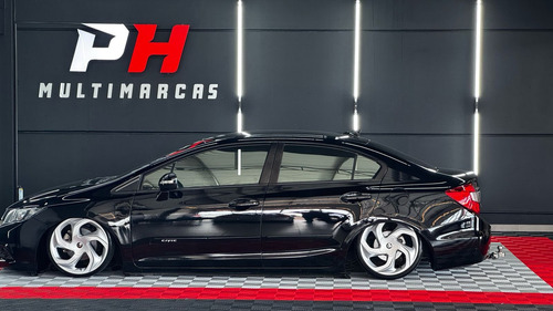 Honda Civic 1.8 Lxs Flex Aut. 4p