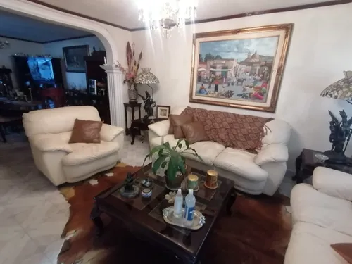 Pachuca Vende Hermosa Y Amplia Casa En Arboledas De San Javier 1a Seccion