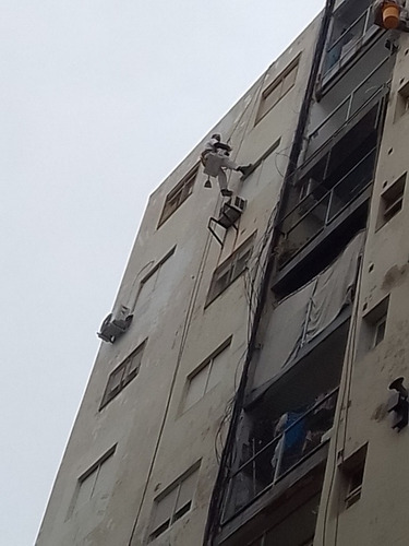 Imagen 2 de 5 de Pintura En Altura