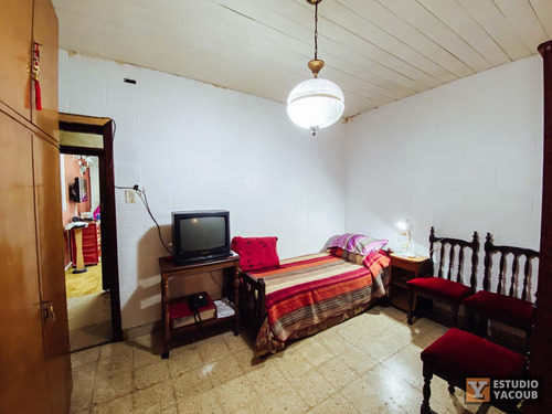 Casa En Venta - 3 Dormitorios 4 Baños Local - 433mts2 - Ensenada