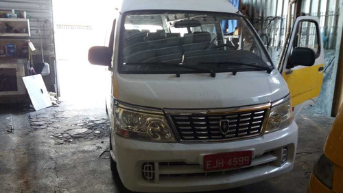 Jinbei Topic Escolar 2.2 8v L 4p 2012