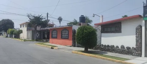 Amplia Casa En Venta En Esquina, Rápida Salida A Cdmx Y También Al Aifa