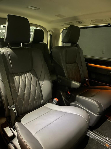 Imagen 11 de 18 de Toyota Hiace Vx 2022