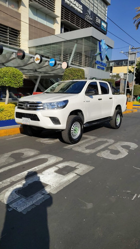 Toyota Hilux 2.7 Cabina Doble Sr Mt