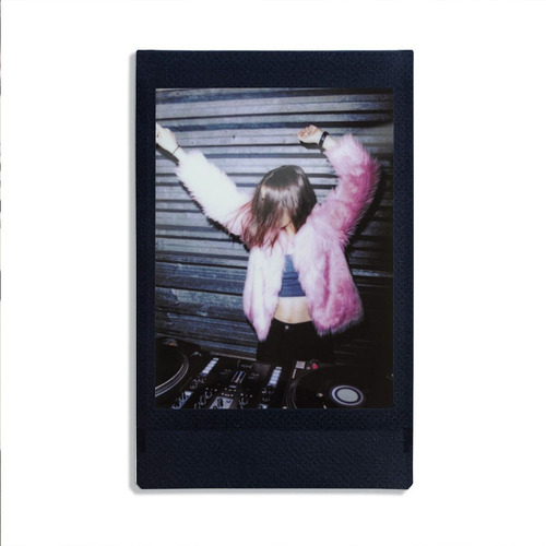 Rollo Fujifilm Instax Mini Black Marco Negro Entrega Prem