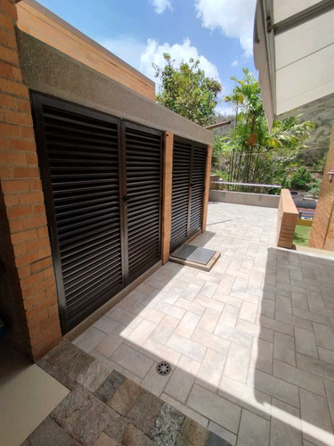 Venta De Casa Quinta En Santa Sofia