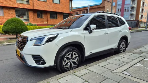 Subaru Forester 2.5 Advance Cvt