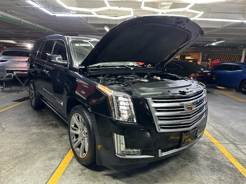 Cadillac Escalade 6.2 Plinum 4x4 At