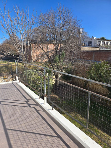 Casa En Venta En Juana Koslay