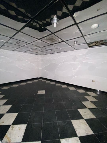 Imagen 4 de 15 de Se Vende Casa En El Rosal Uso Comercial
