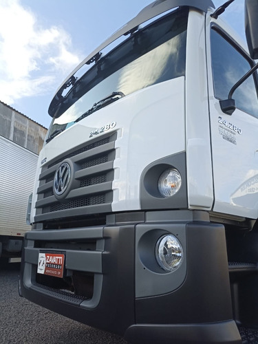 Imagem 4 de 14 de Vw 24280 Ano 2013