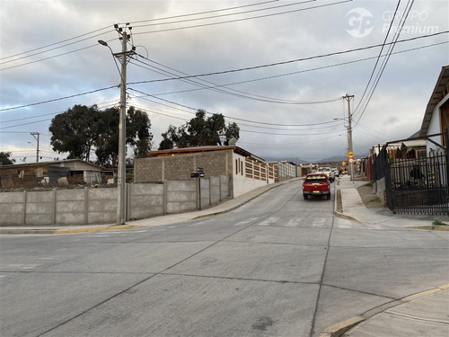 Casa En Venta De 2 Dorm. En La Higuera
