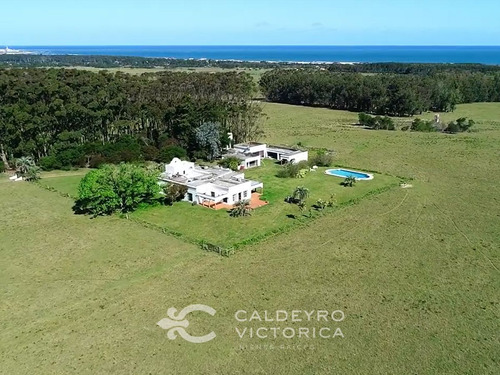 Venta Campo Sobre Laguna De Rocha 9651 (ref: Cbr-1199)