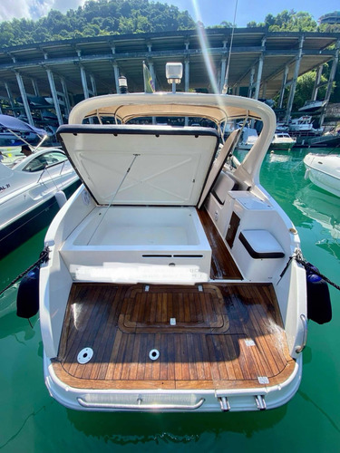 Lancha Real 320 , Impecável, Toda Revisada , Pintura Nova .