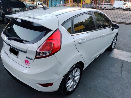 Ford Fiesta Kinetic Design 1.6 Titanium Powershift 120cv