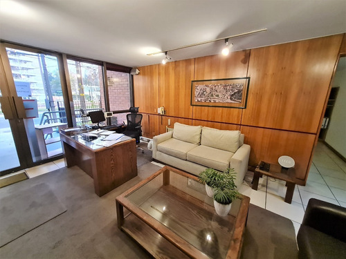 Edificio De Oficinas En Venta