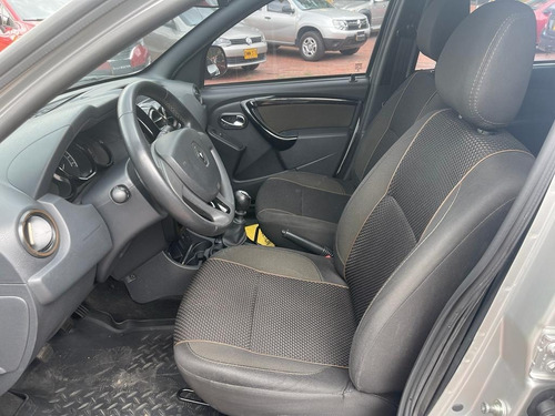 Imagen 14 de 16 de Renault Camioneta Duster Intens Sincronica 2.0 4*2