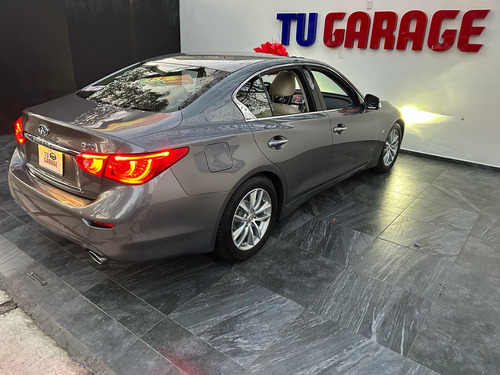 Infiniti Q50 3.7 Perfection At