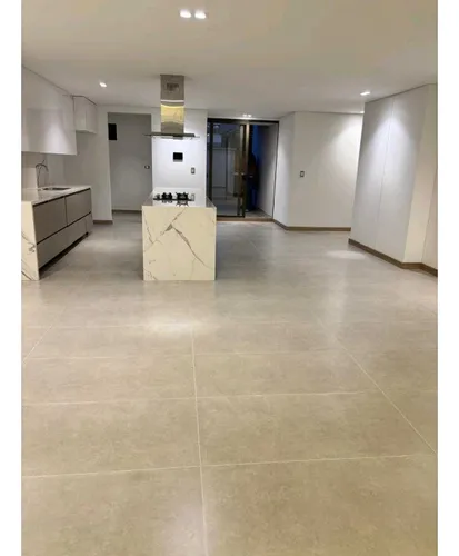 Venta De Penthouse En Laureles, Piso Con Terraza Y Jacuzzi, Medellín