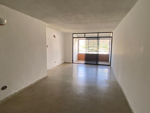 Imagen 10 de 19 de Alquiler Apartamento Resd. Lara, En La Av. Lara C/c Branger