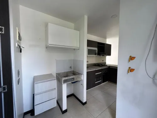 Apartamento En Venta En El Poblado. Cod V16957