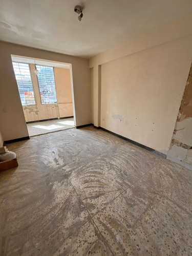 Casa Comercial En El Viñedo, Valencia, Cod: Indiccom-020
