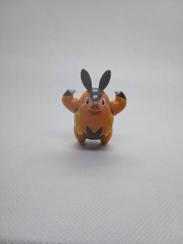 Figura De Pokémon Pignite Tomy