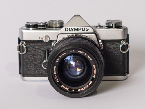 Imagem 1 de 6 de Câmera Olympus Om-1 + Lente 35-70mm F/4 + Filme (revisada)