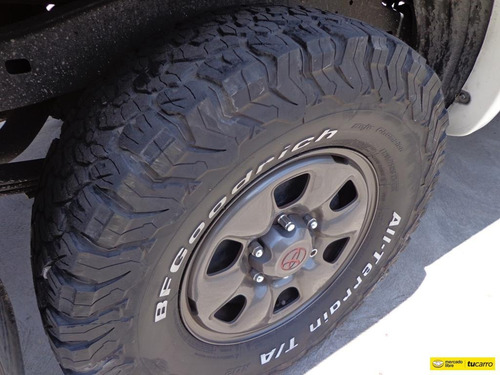 Toyota Hilux 2.7 4x4 Sincrónico