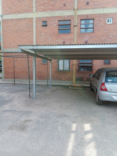 Imagen 5 de 8 de Departamento 3 Ambientes Con Cochera Techada!!!