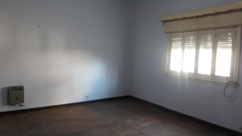Imagen 3 de 6 de Casa A Reciclar Con 3 Dormitorios